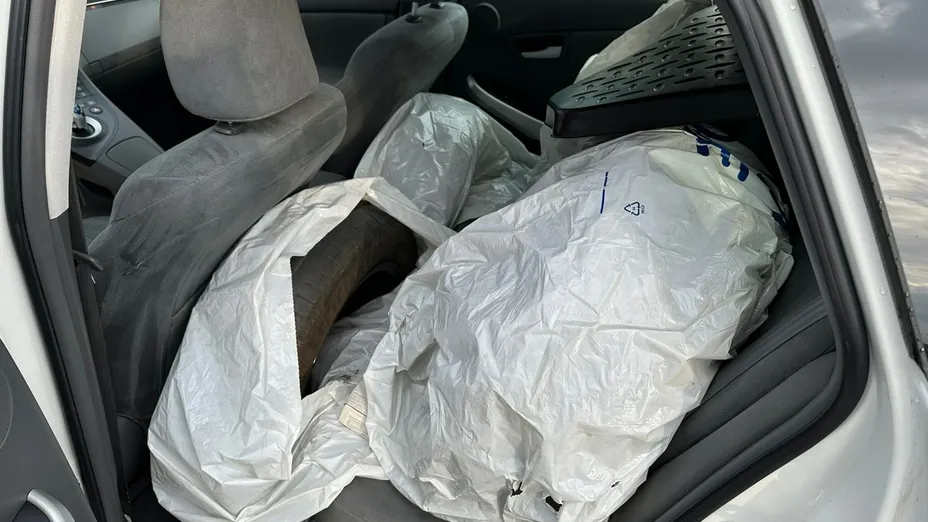 TOYOTA Prius -
