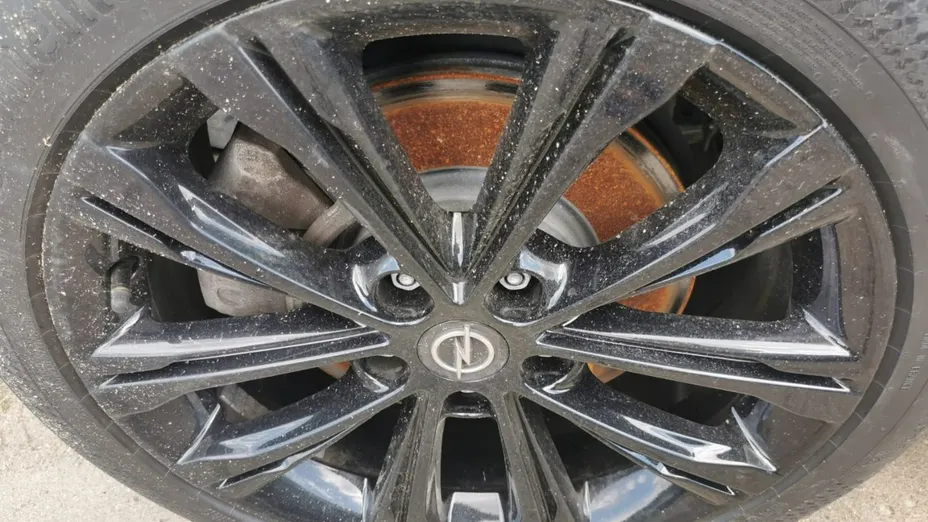 OPEL Insignia -