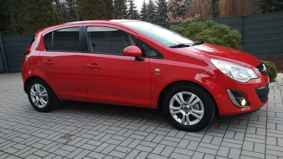 OPEL Corsa -