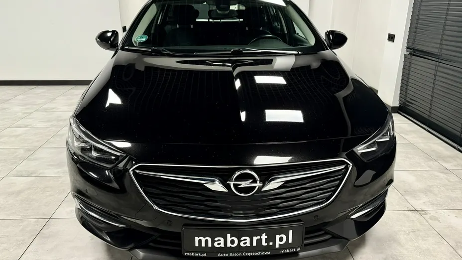 OPEL Insignia -