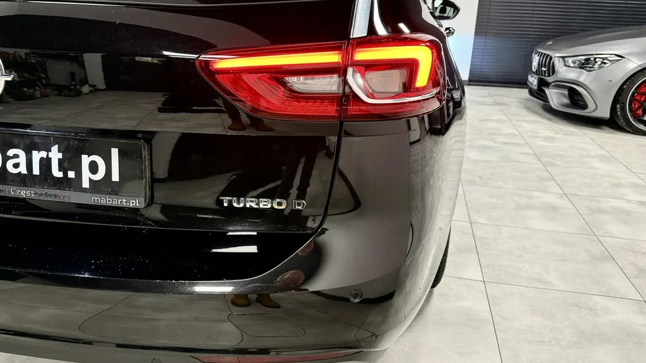OPEL Insignia -