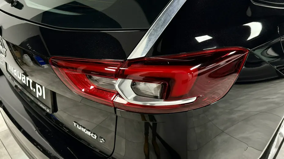 OPEL Insignia -