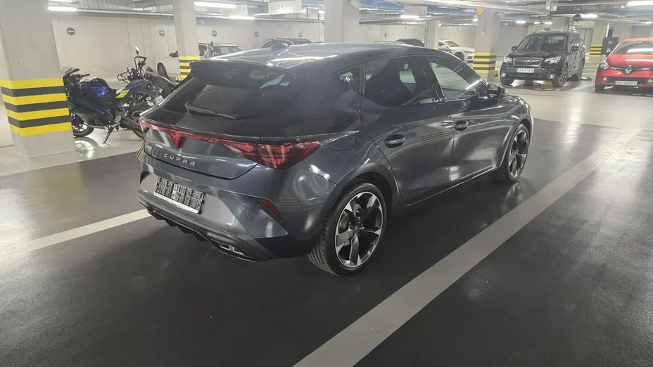 CUPRA Leon -