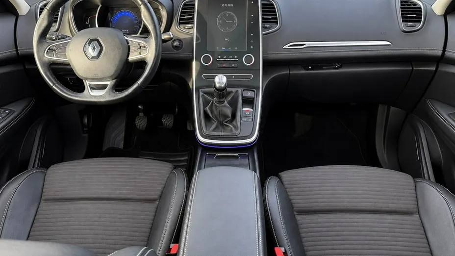 RENAULT Grand Scenic -