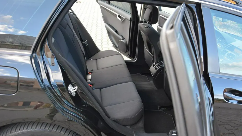 MERCEDES-BENZ C Klasa -