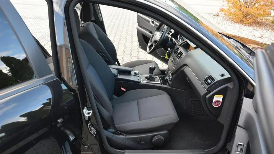 MERCEDES-BENZ C Klasa -
