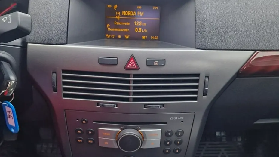 OPEL Astra -
