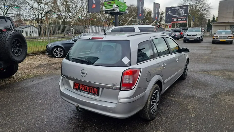 OPEL Astra -