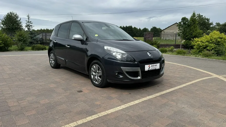RENAULT Scenic -