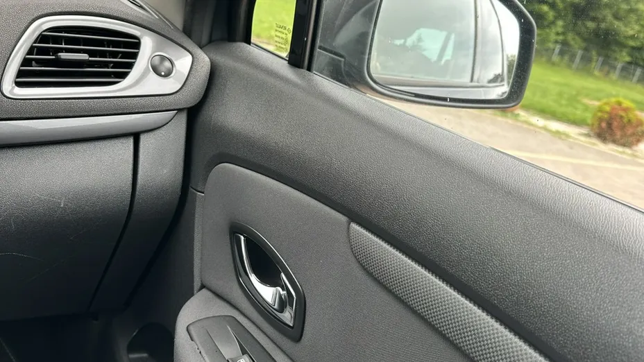 RENAULT Scenic -