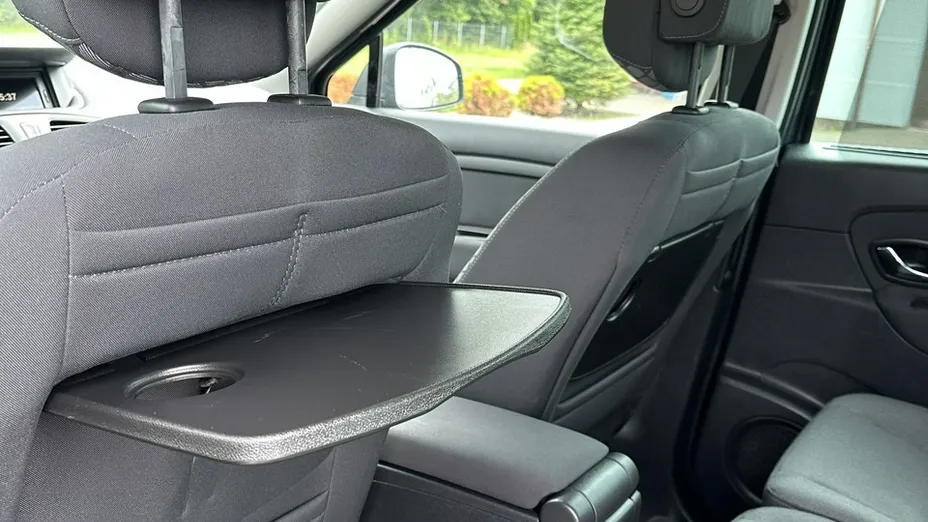 RENAULT Scenic -