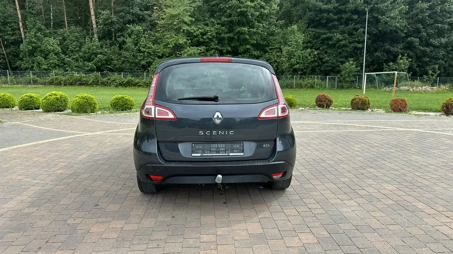 RENAULT Scenic -
