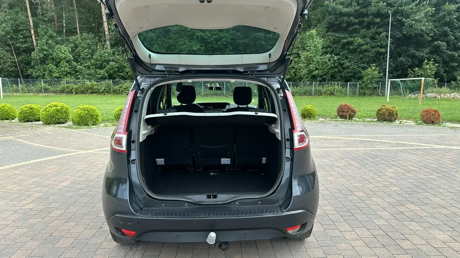 RENAULT Scenic -