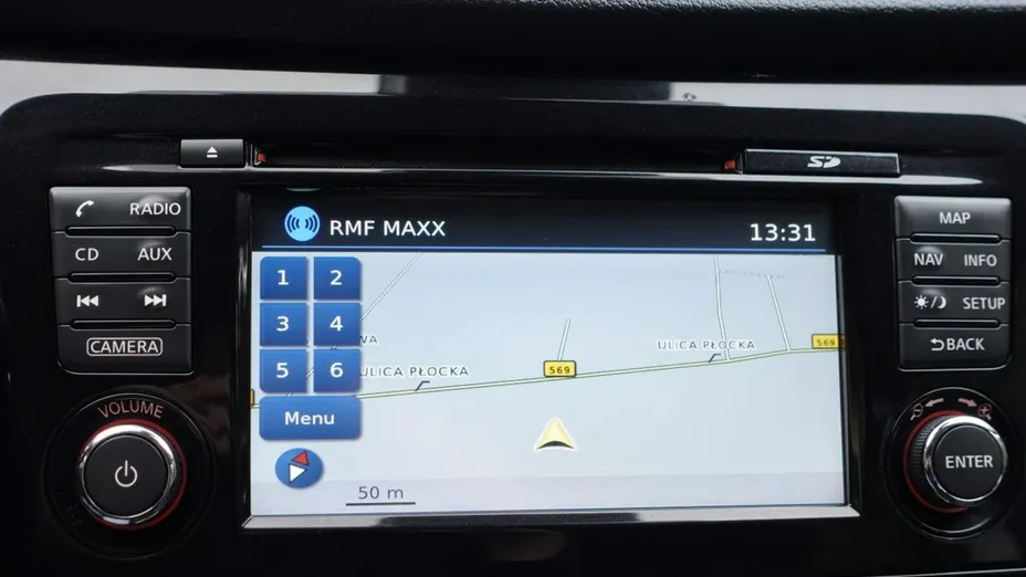NISSAN Qashqai -