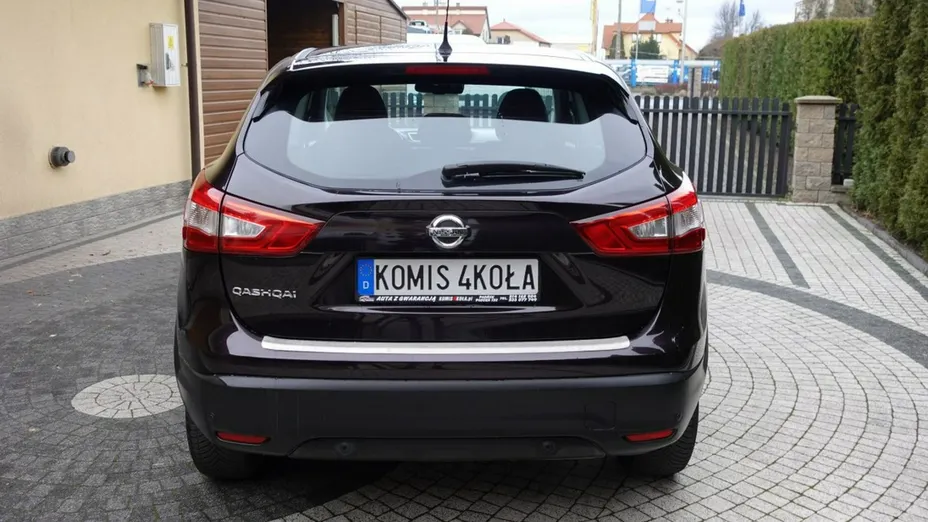 NISSAN Qashqai -
