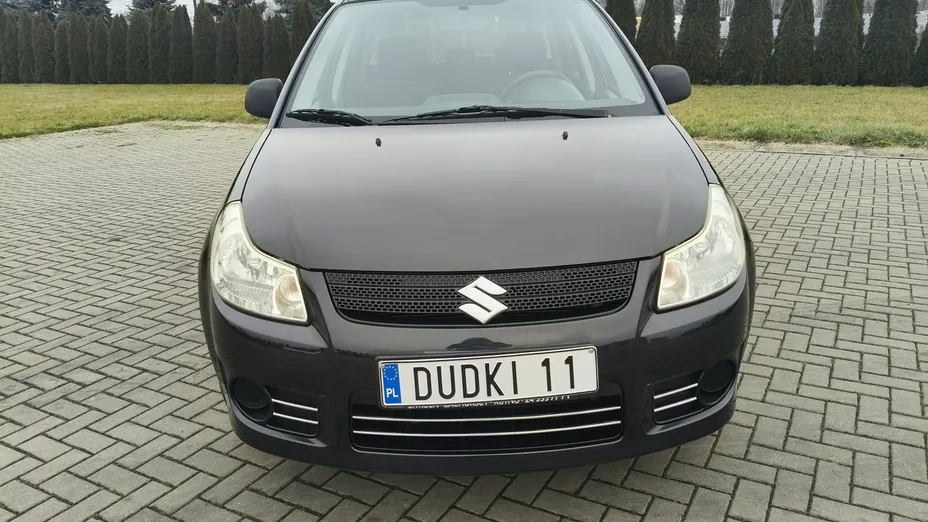 SUZUKI SX4 -