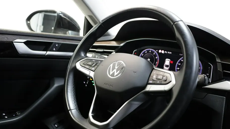 VOLKSWAGEN Arteon -
