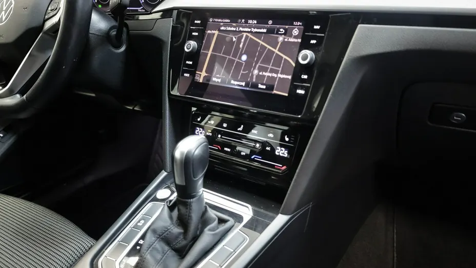 VOLKSWAGEN Arteon -