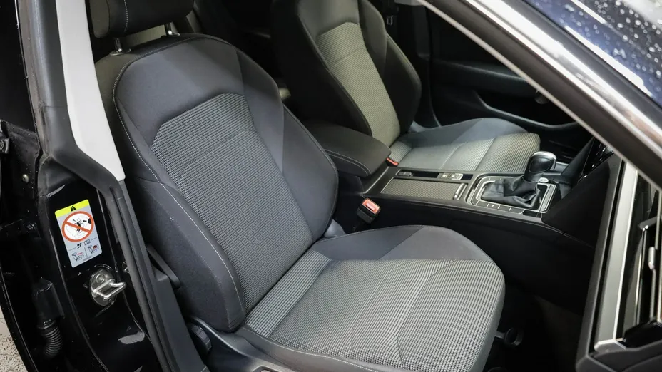 VOLKSWAGEN Arteon -