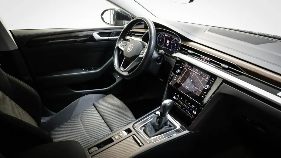 VOLKSWAGEN Arteon -
