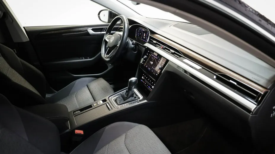 VOLKSWAGEN Arteon -