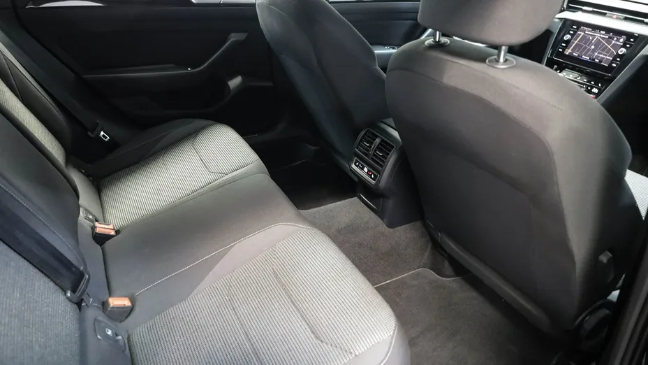 VOLKSWAGEN Arteon -