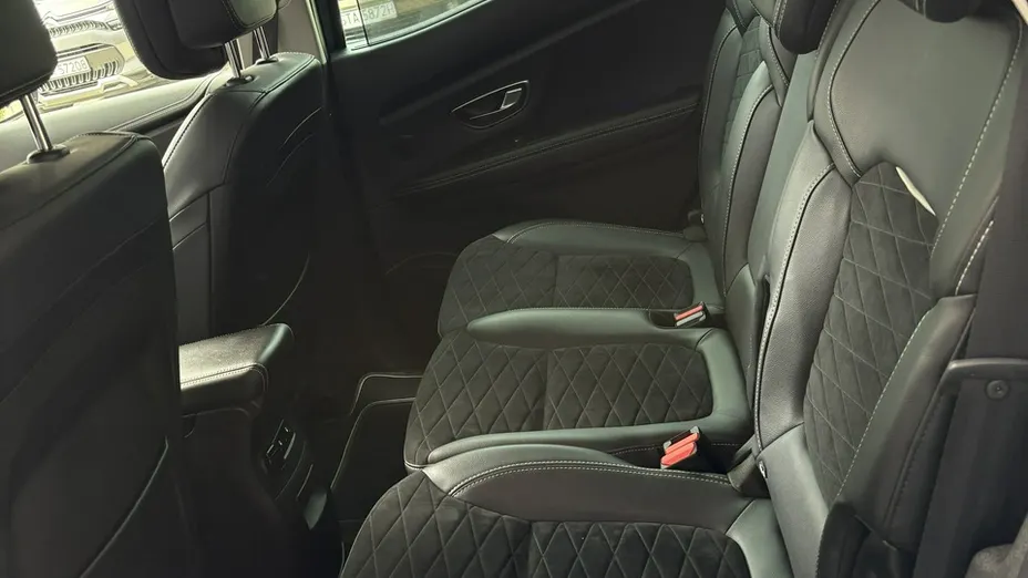 RENAULT Scenic -
