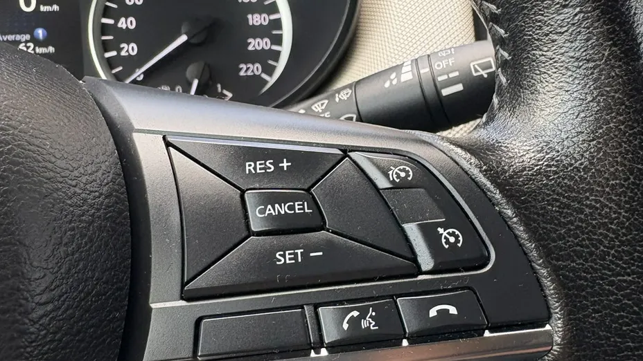 NISSAN Micra -