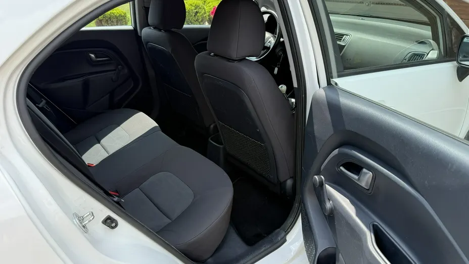 KIA Rio -