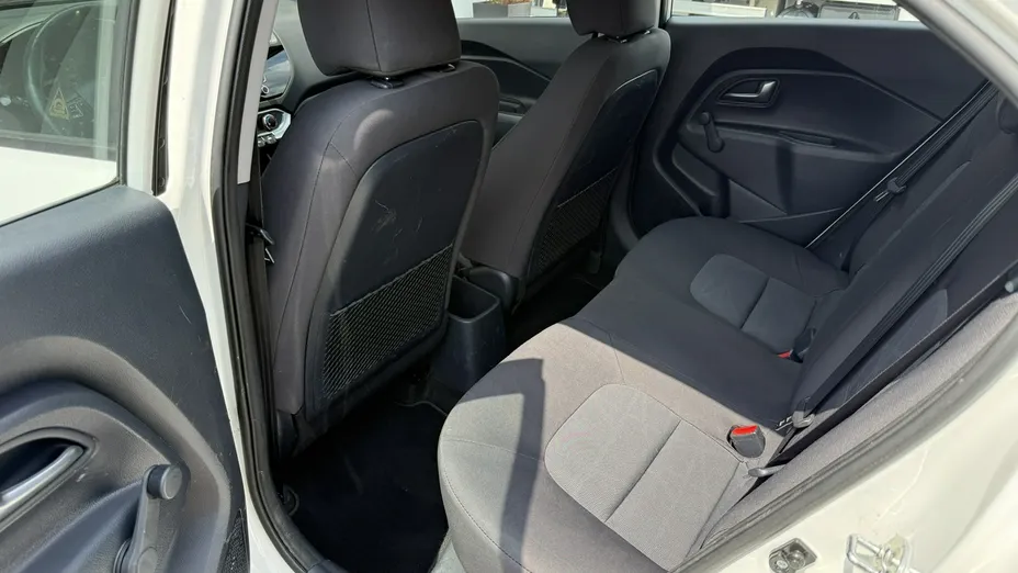 KIA Rio -