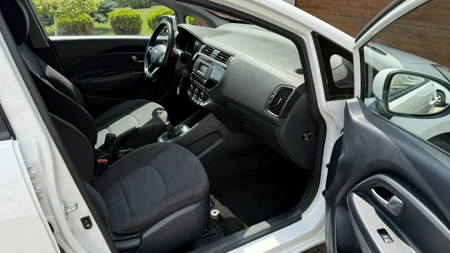 KIA Rio -