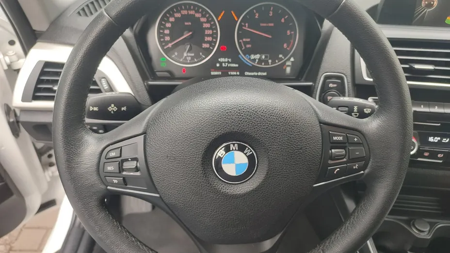 BMW Seria 1 -
