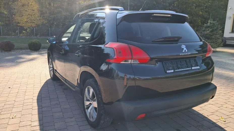 PEUGEOT 2008 -