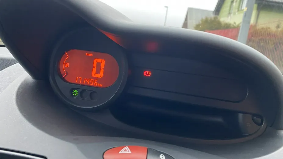 RENAULT Twingo -