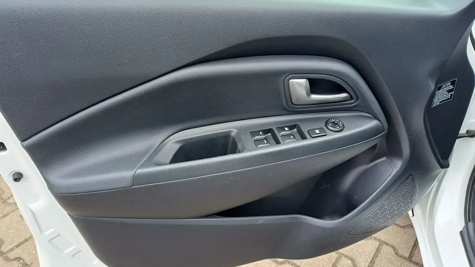 KIA Rio -
