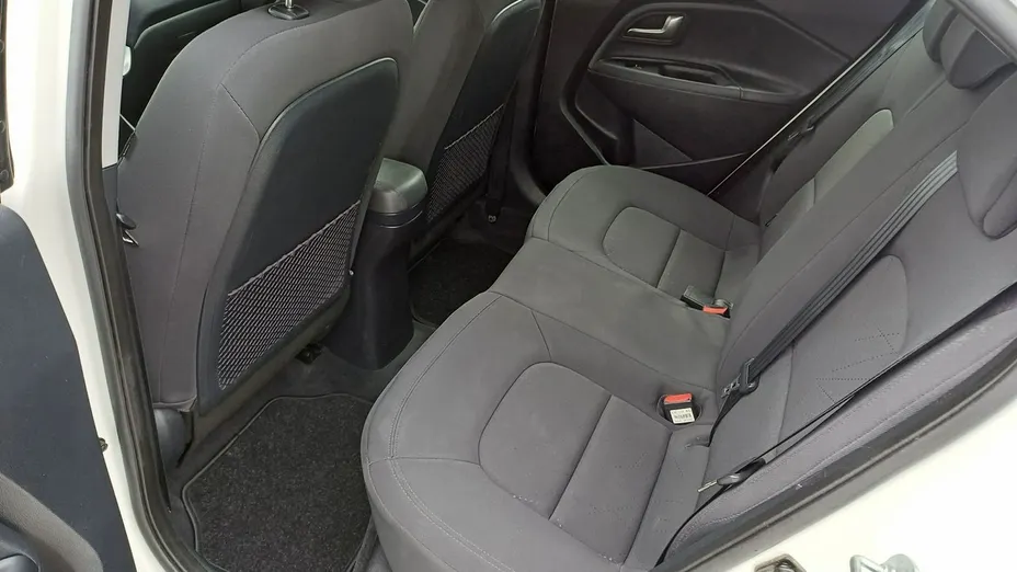 KIA Rio -
