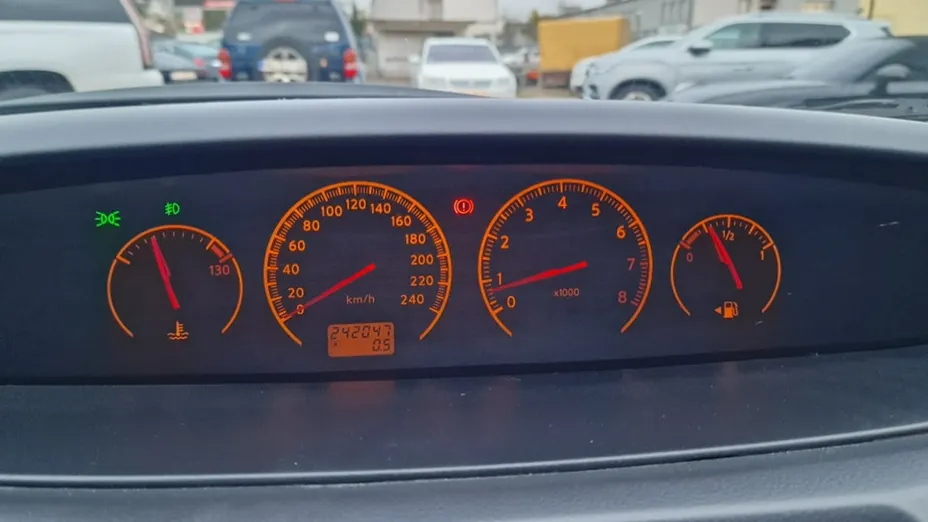 NISSAN Primera -