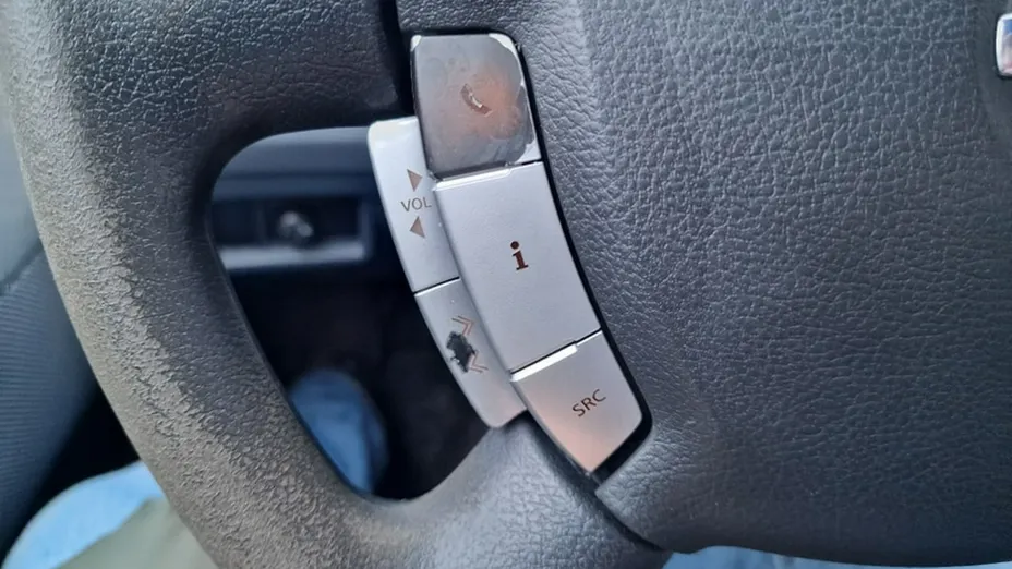 NISSAN Primera -