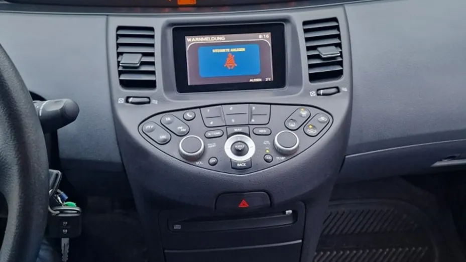 NISSAN Primera -