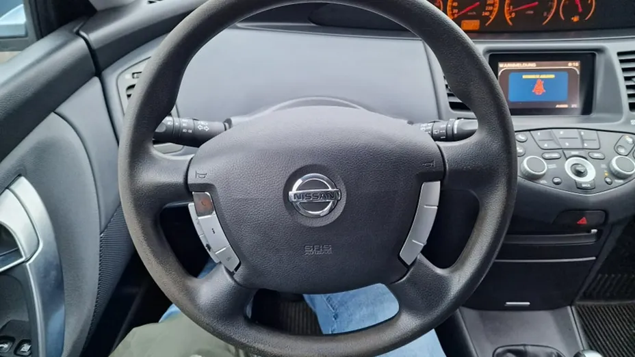 NISSAN Primera -