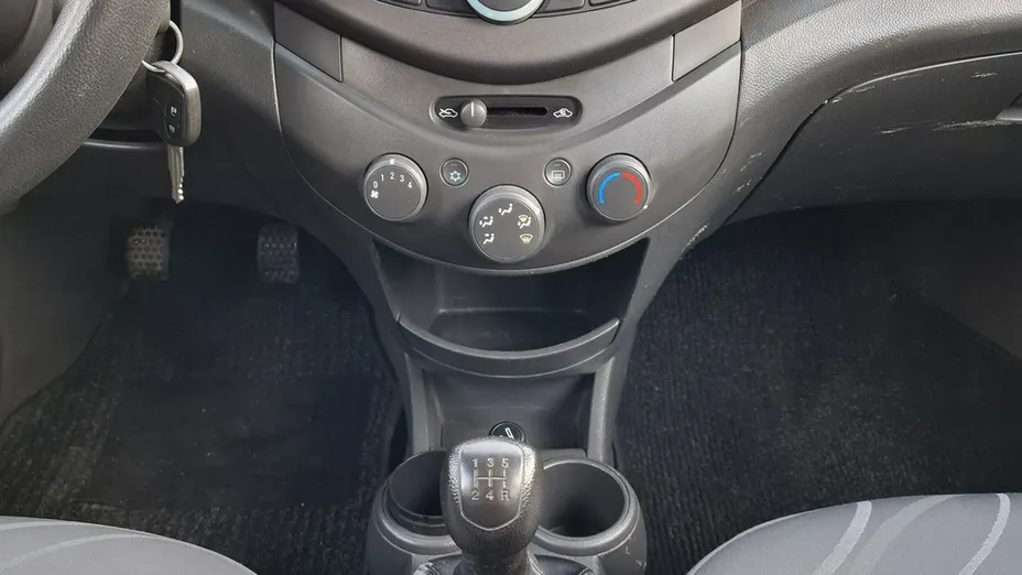 CHEVROLET Spark -