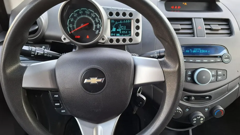 CHEVROLET Spark -