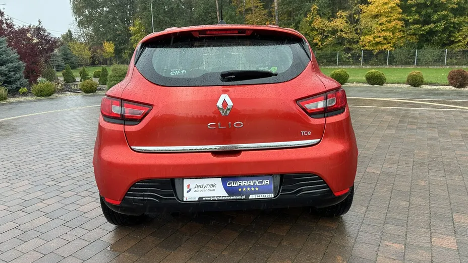 RENAULT Clio -