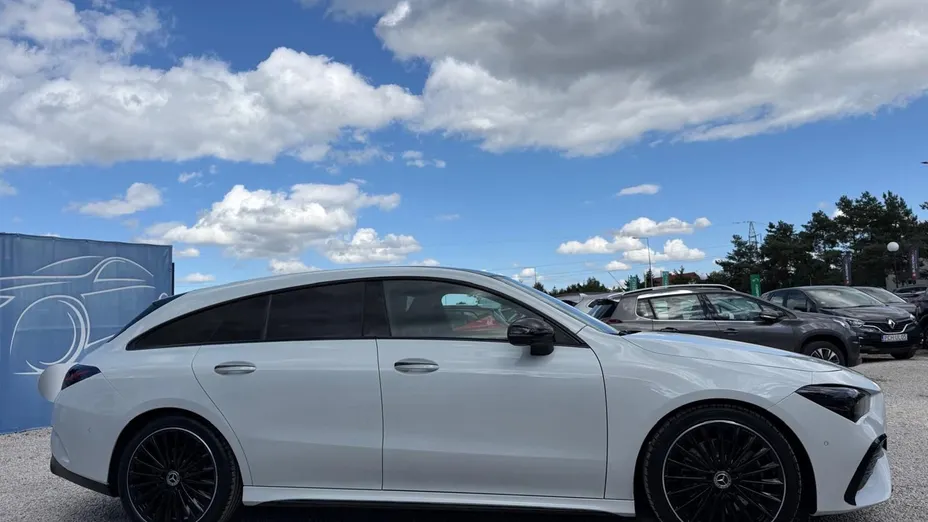 MERCEDES-BENZ CLA CLA 180 d 7G-DCT