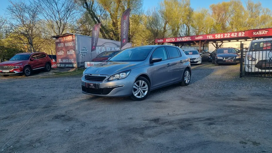 PEUGEOT 308 -