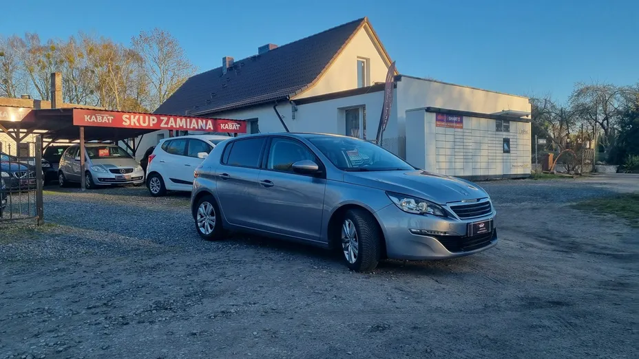 PEUGEOT 308 -