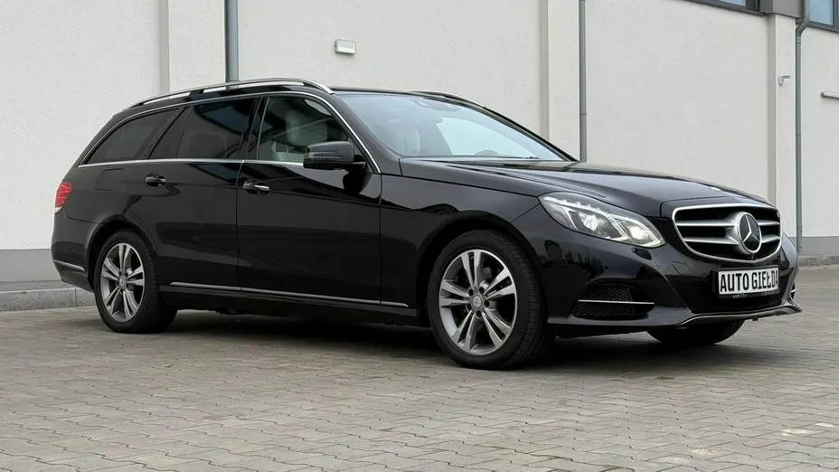 MERCEDES-BENZ E Klasa -