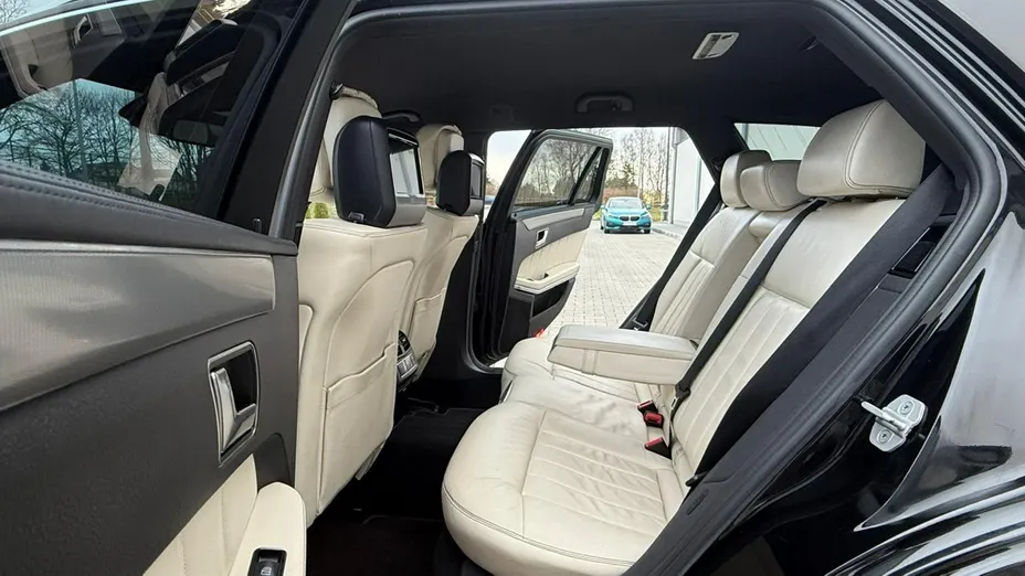 MERCEDES-BENZ E Klasa -