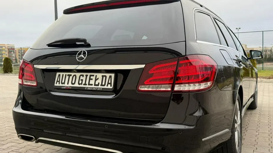 MERCEDES-BENZ E Klasa -