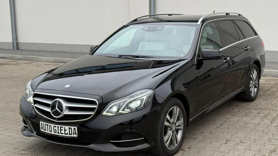 MERCEDES-BENZ E Klasa -